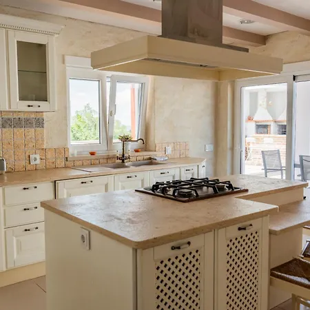 فيلة Villa Gaeiras *